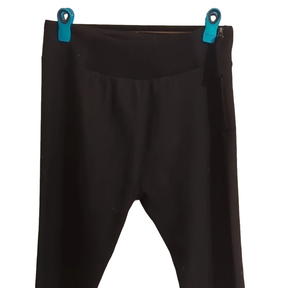 Stay Cozy, Chic & Trendy with Marni's 2011 Winter Edition Wool Pants - Picture 4 of 15